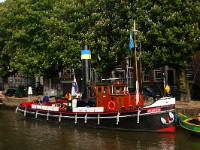 DSC01350  A river tugboat.